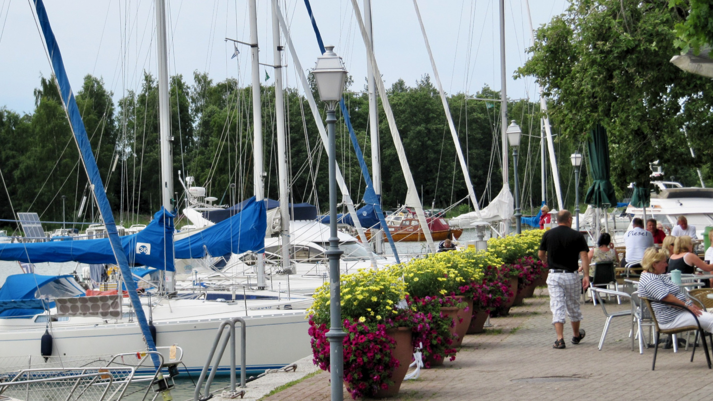 Suwena in the marina of Uusikaupunki