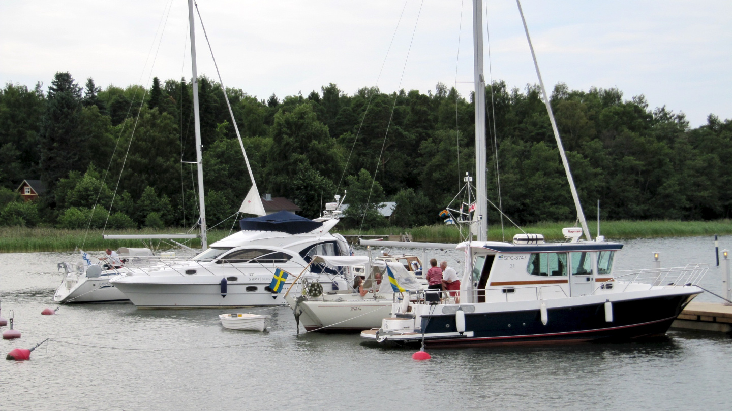 Suwena in the marina of Poroholma in Rauma