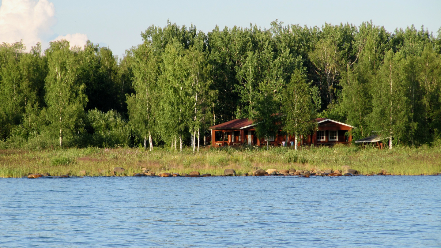 The cabin of Oulun Merenkävijät on the island of Röyttä