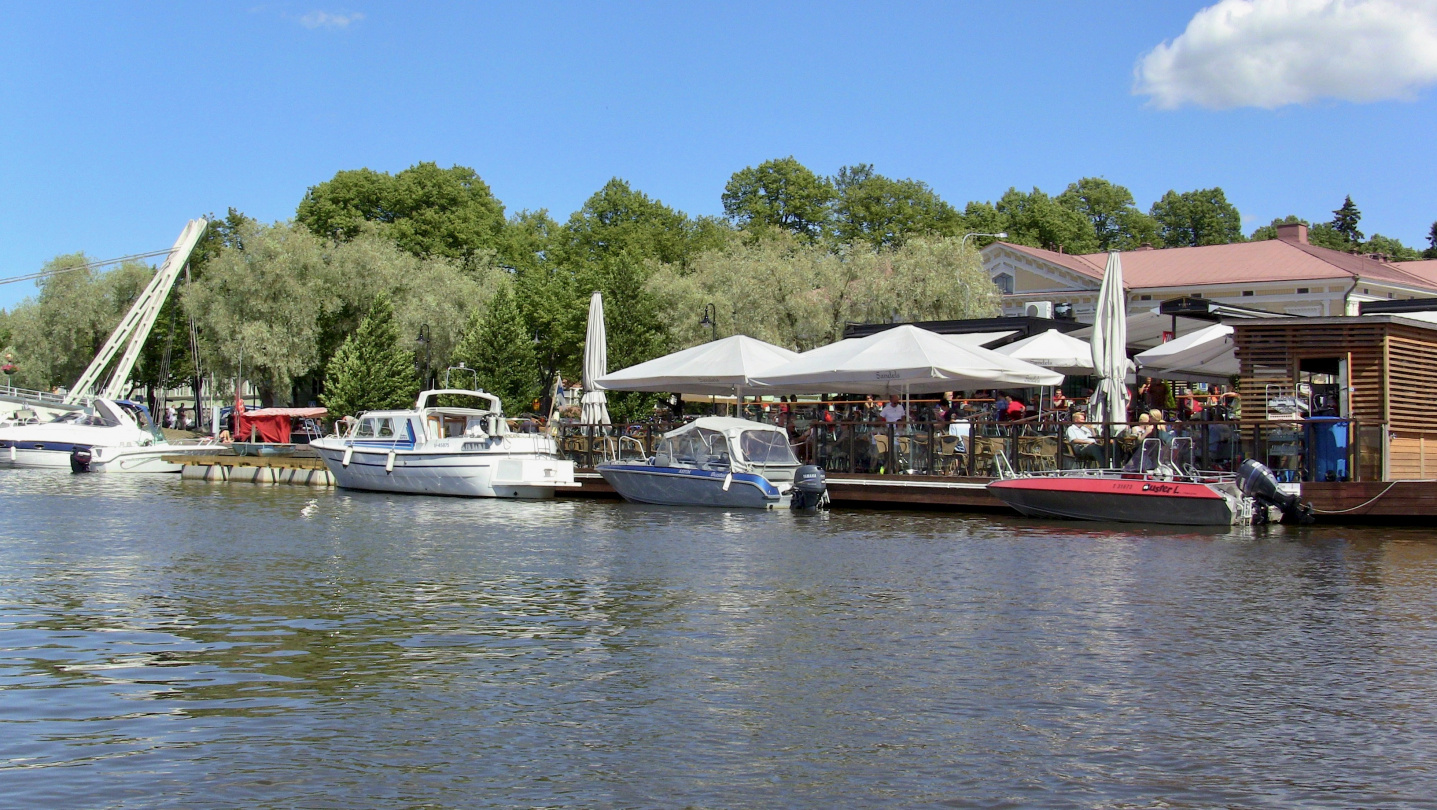 The dock of the restaurant Amarilla in Porvoo