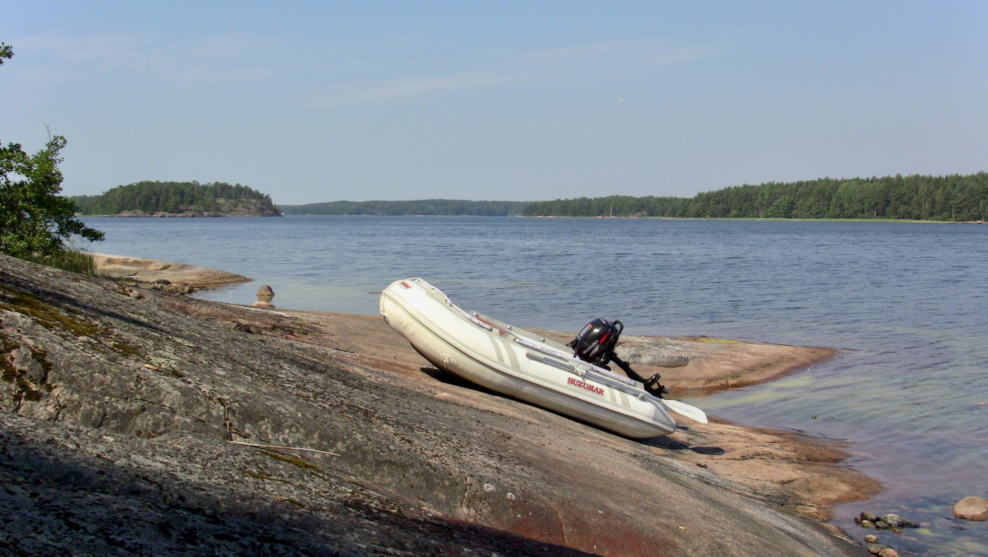 Pikku Suwena on the rock of the island of Andersskär