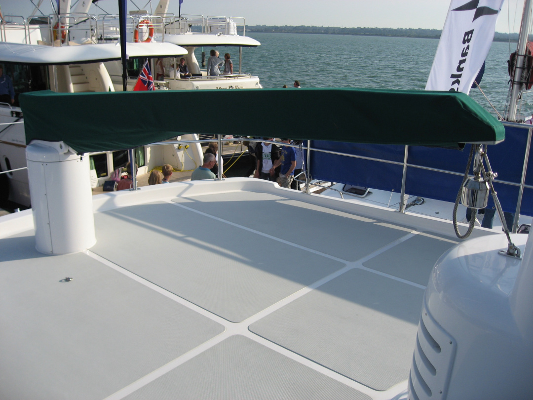 Crane on the upper deck of Nordhavn 47