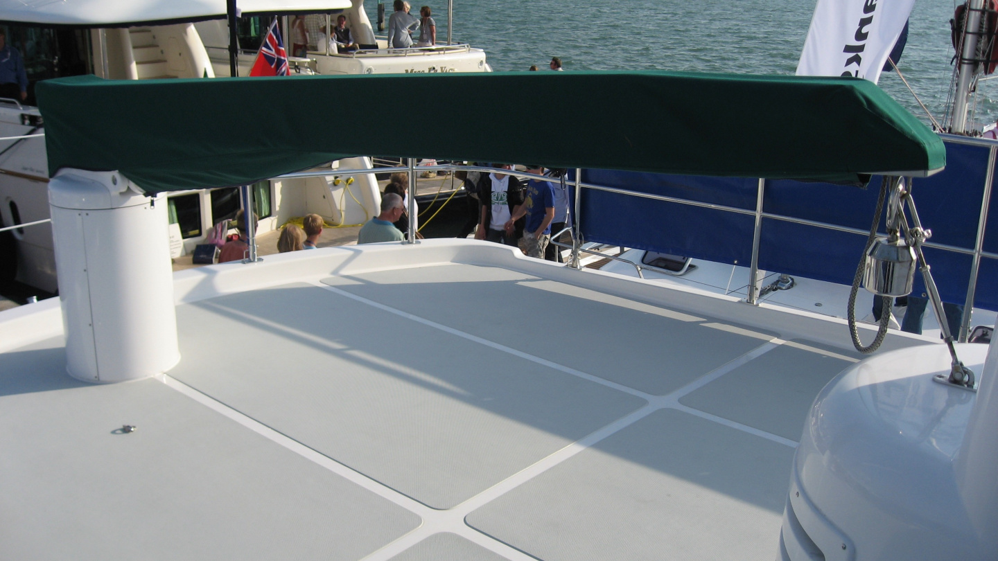 Crane on the upper deck of Nordhavn 47