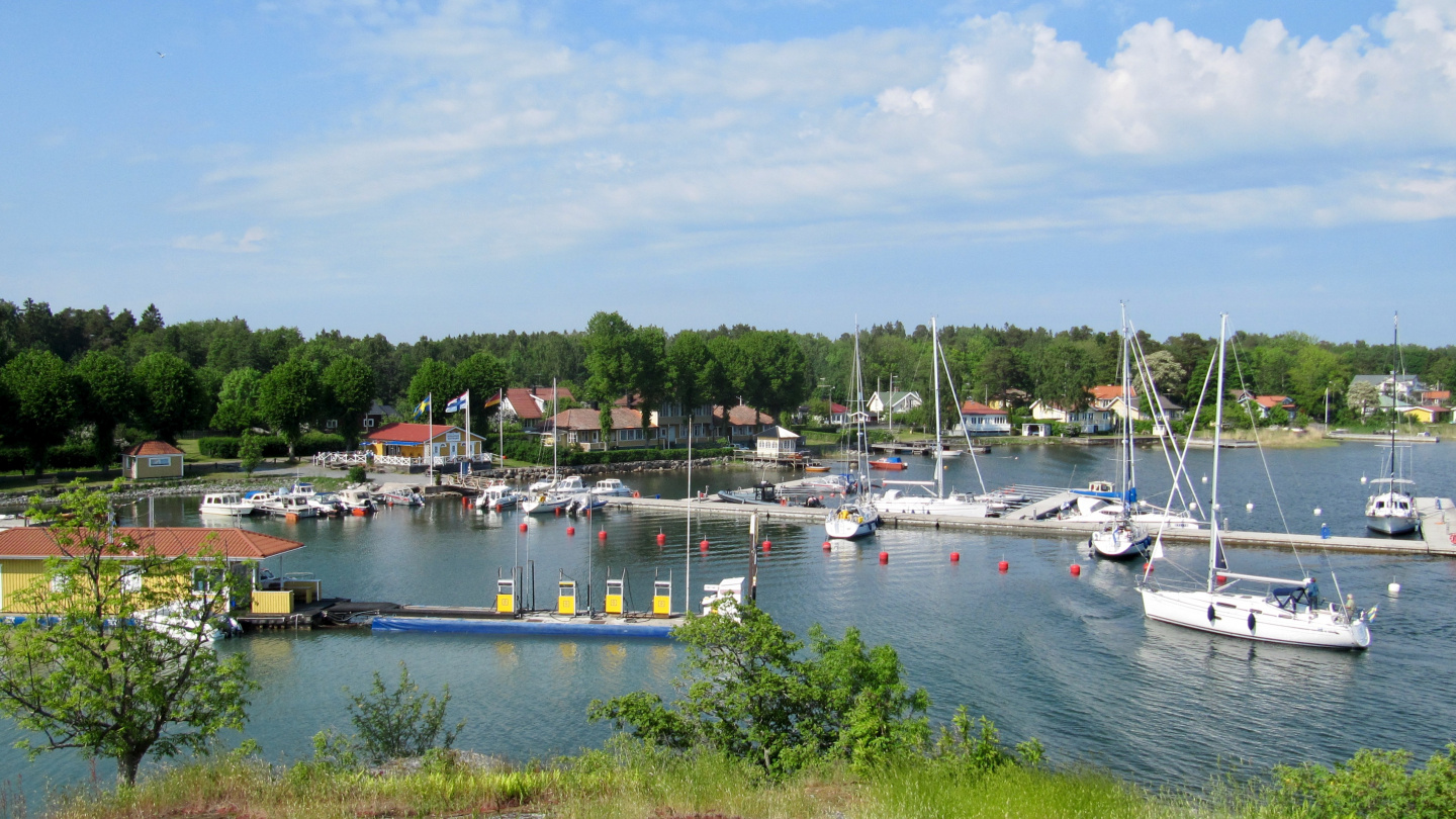 Furusund guest harbour