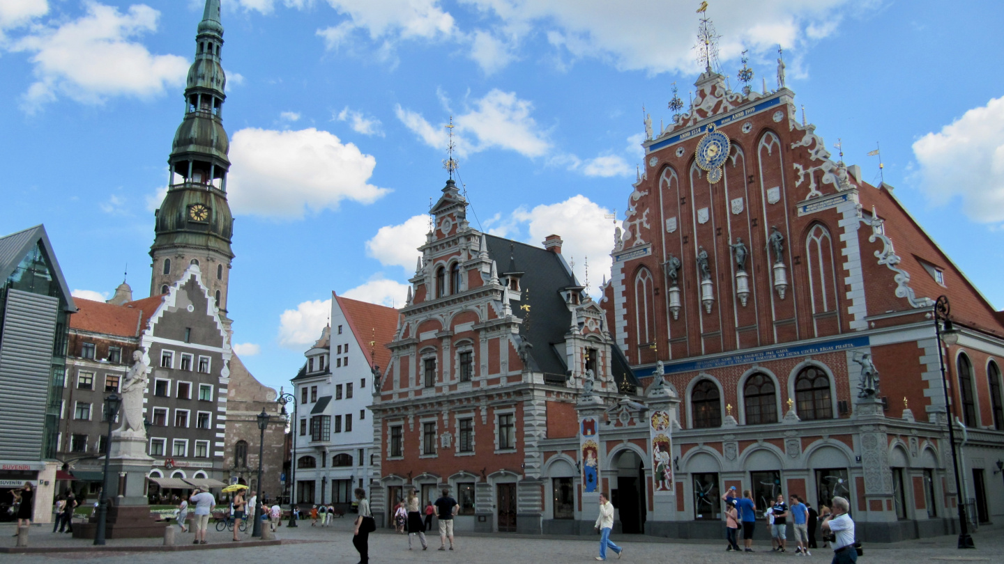 Blackhead's house with the St. Peter's church in the backgound in Riga