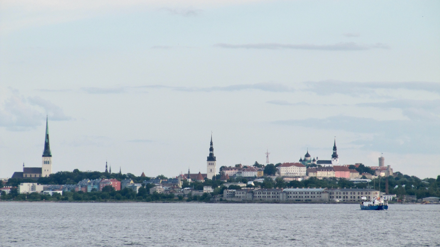 The silhuette of Tallinn's old city