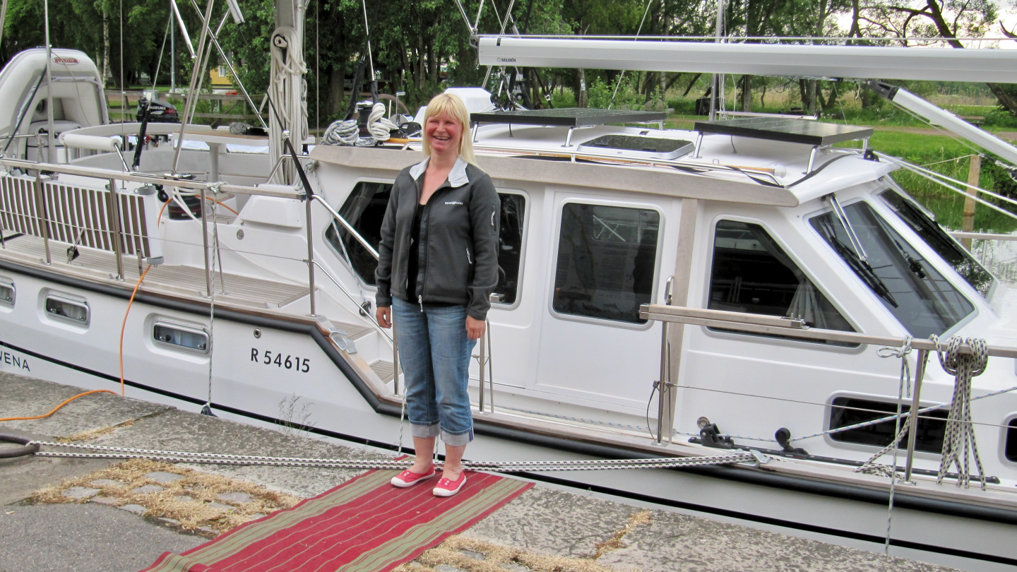 Eve on the red carpet in Vadstena marina