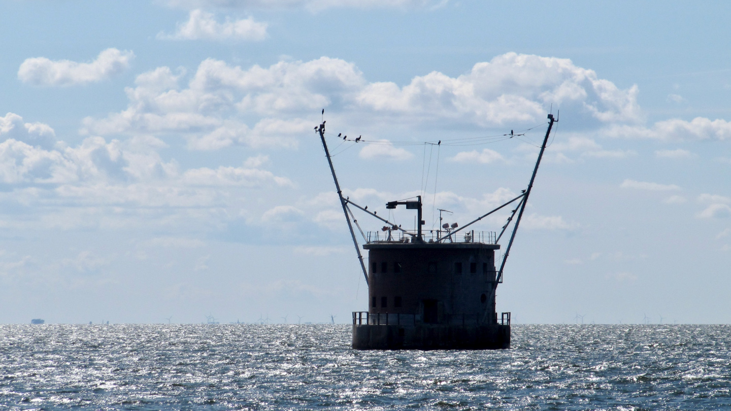 Building at sea on the southern side of Rügen island