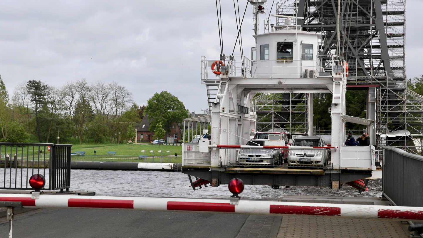 Rendsburg's hanging ferry