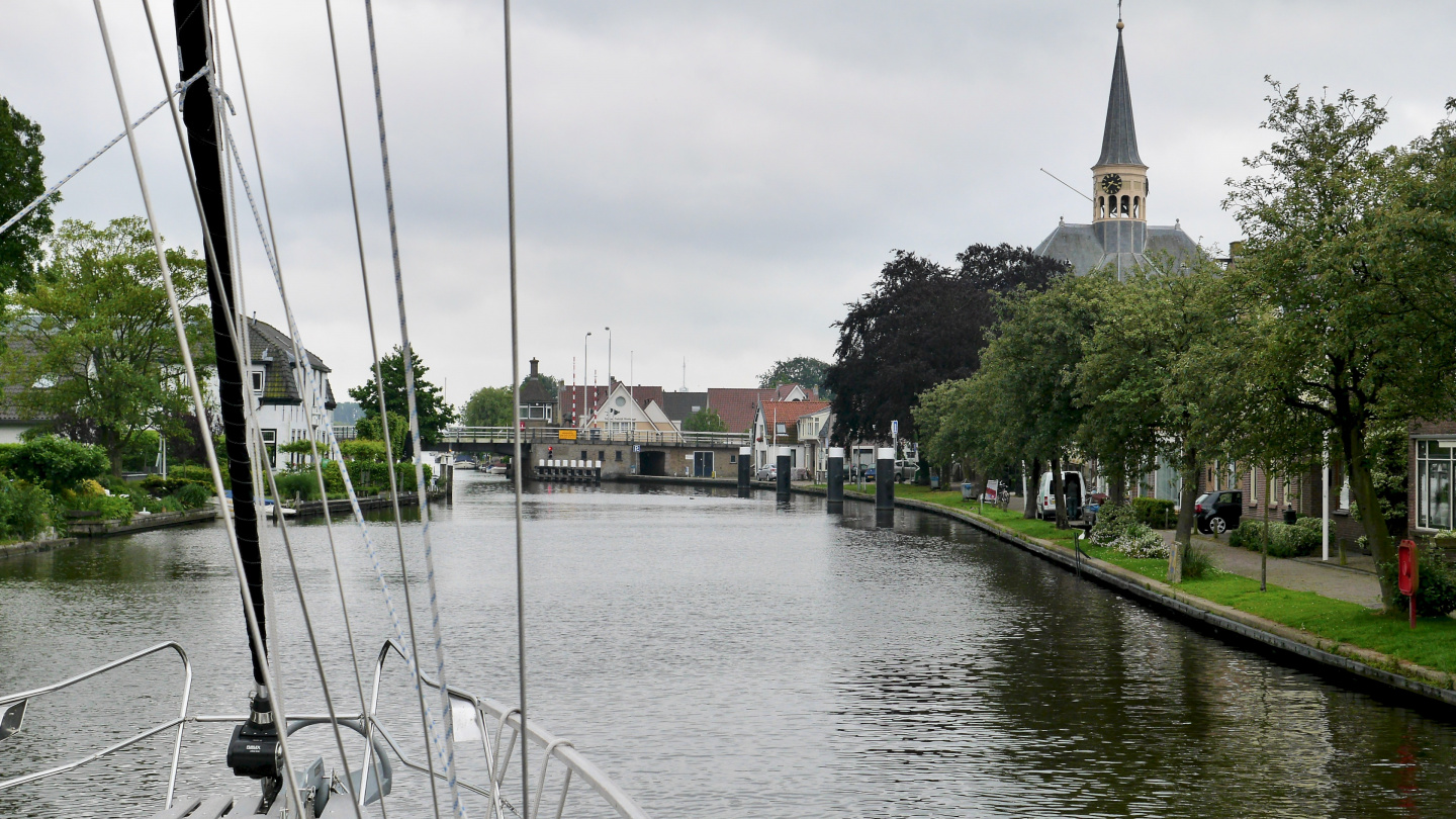 The town's waterfront on Staande Mast route