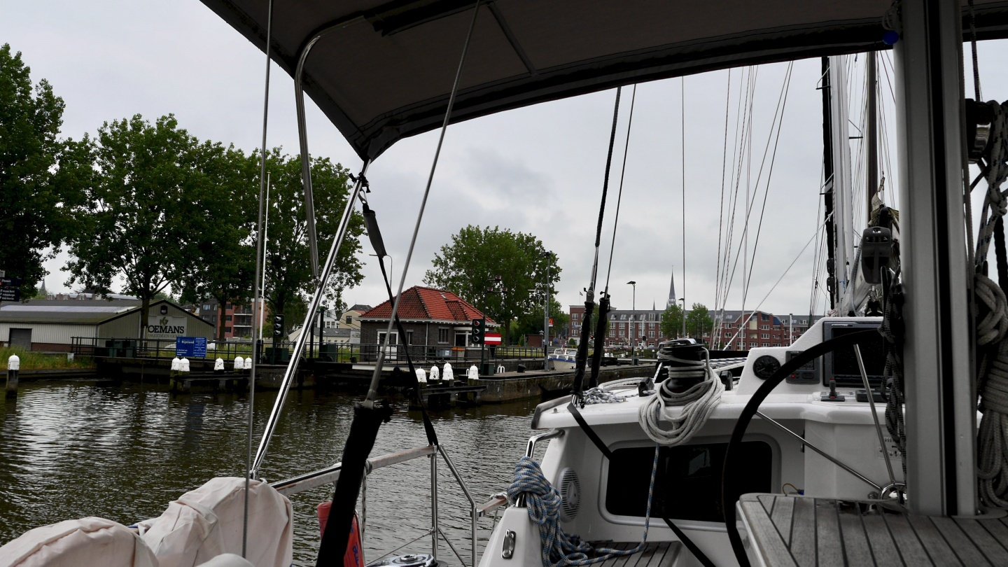 Suwena at the lock of Gouda