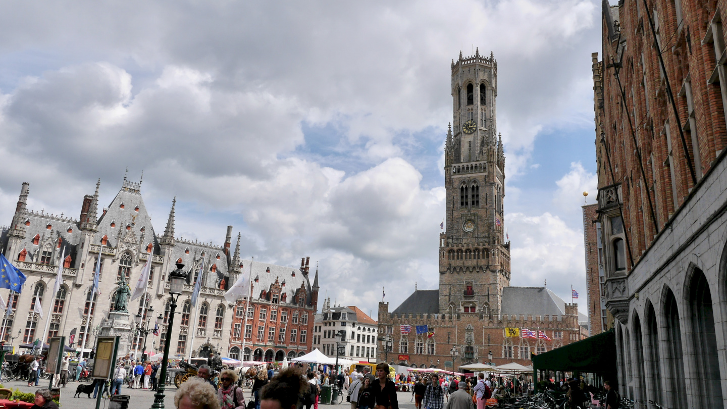 Keskustori Markt Bruggessa