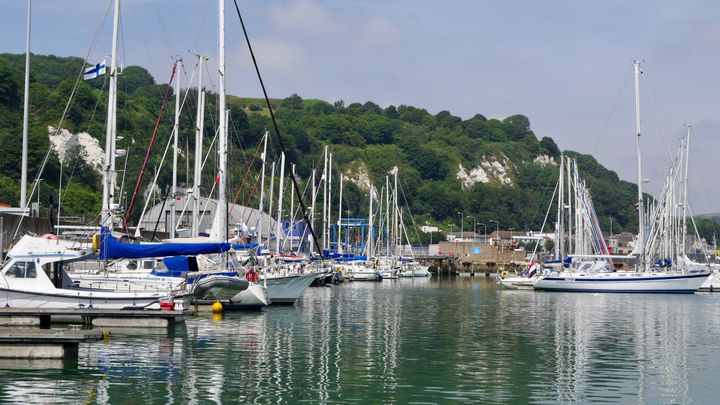 Suwena in Dover marina