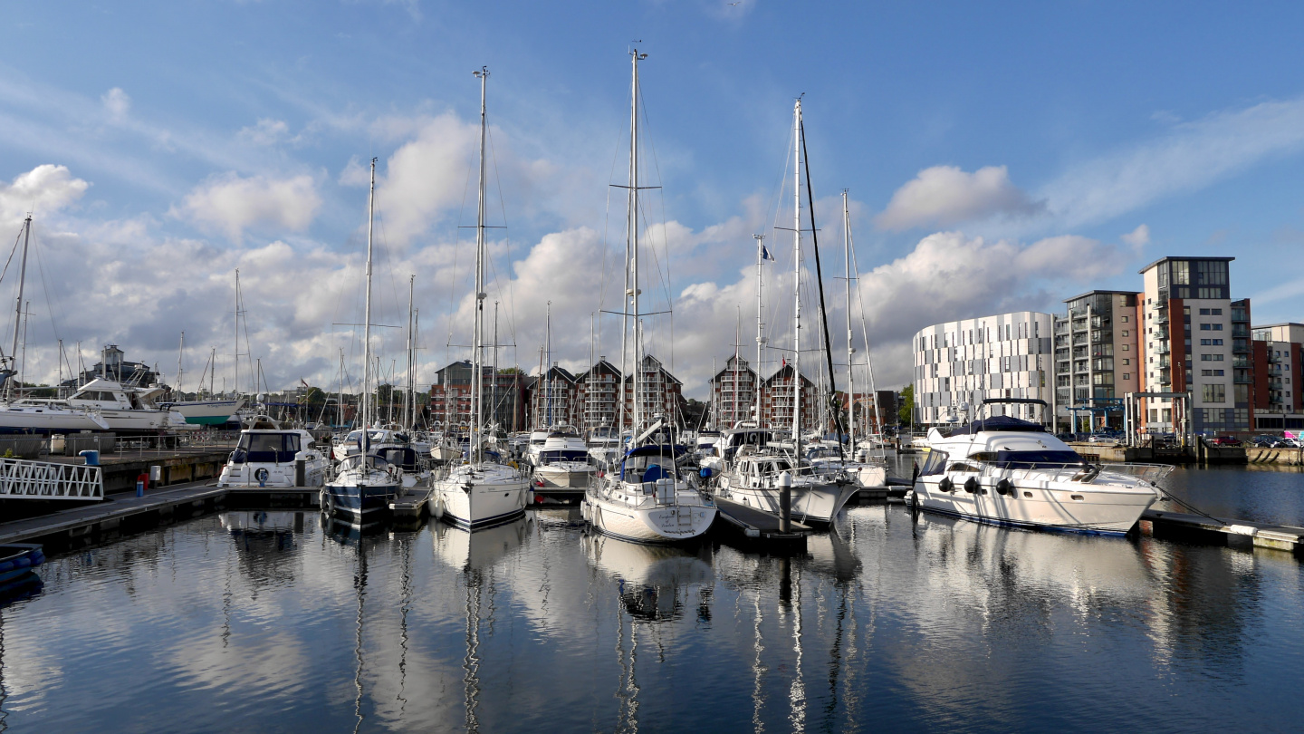 Suwena in the Ipswich Haven marina