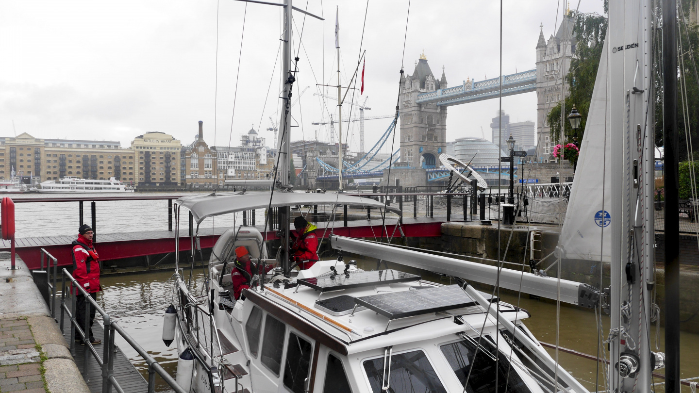 Suwena at St Katharine Docks lock in London