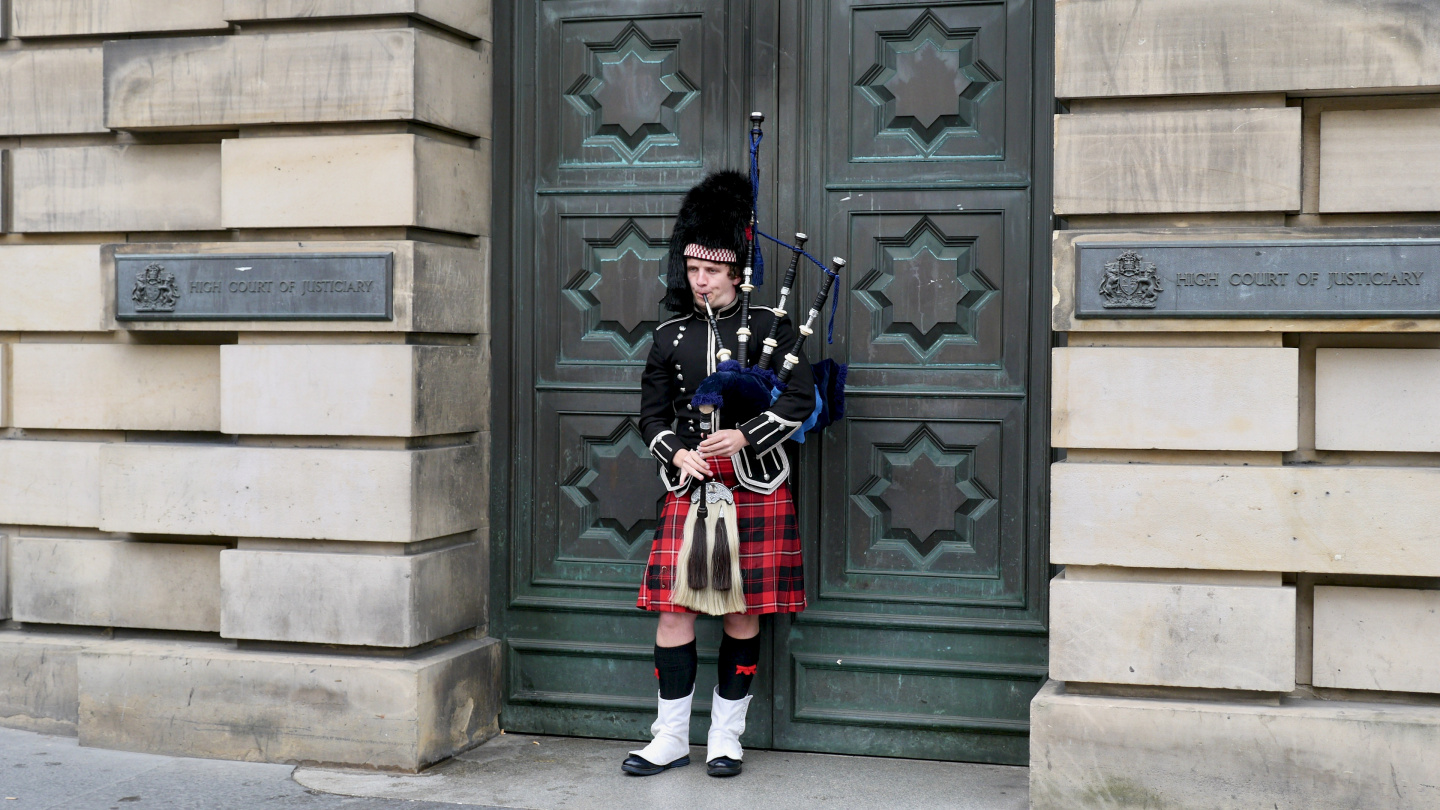 Bagpipes player in Edinburgh