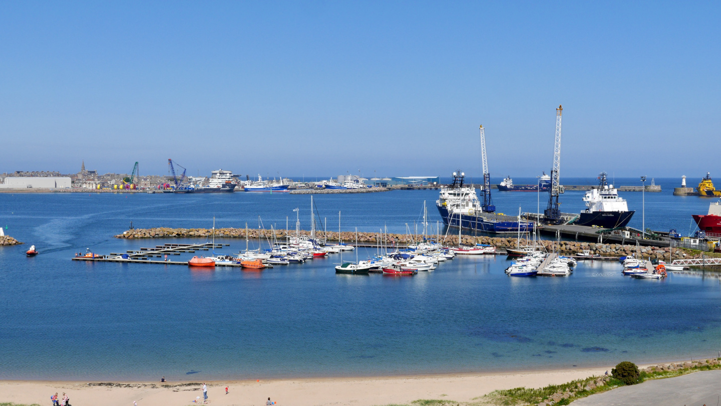 Boats and oil rig support vessels in Peterhead