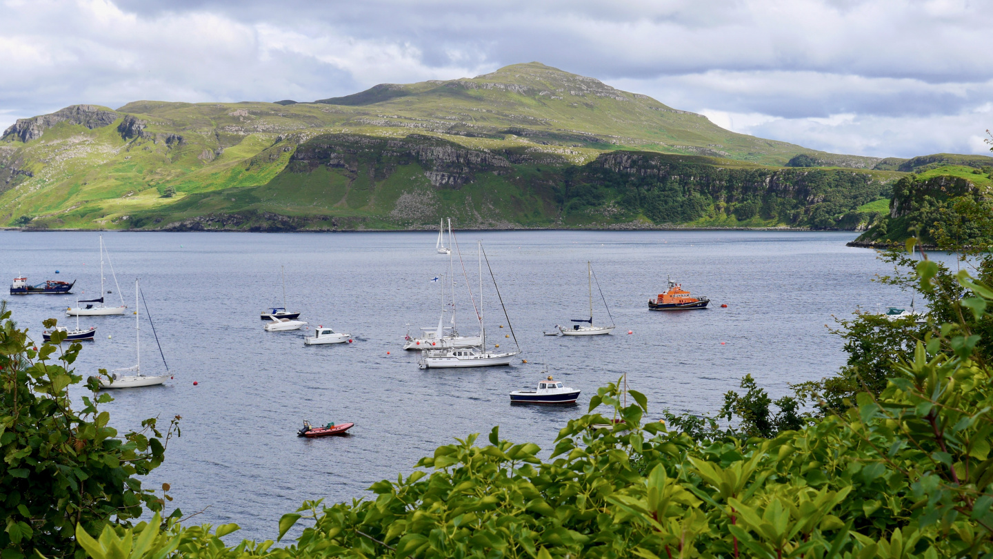 Suwena in the anchorage of Portree