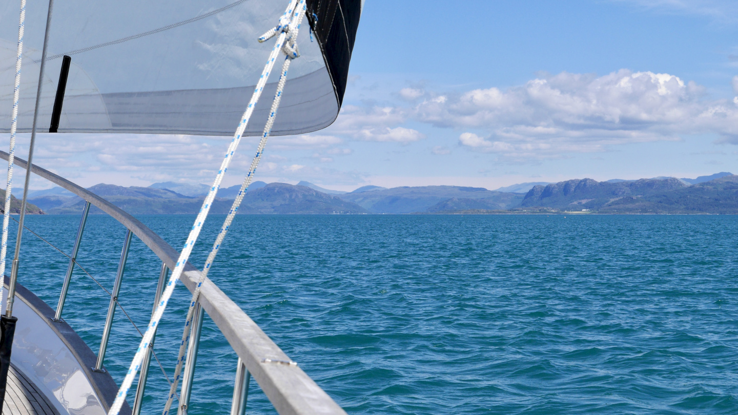 Suwena sailing to Plockton on the Loch Carron