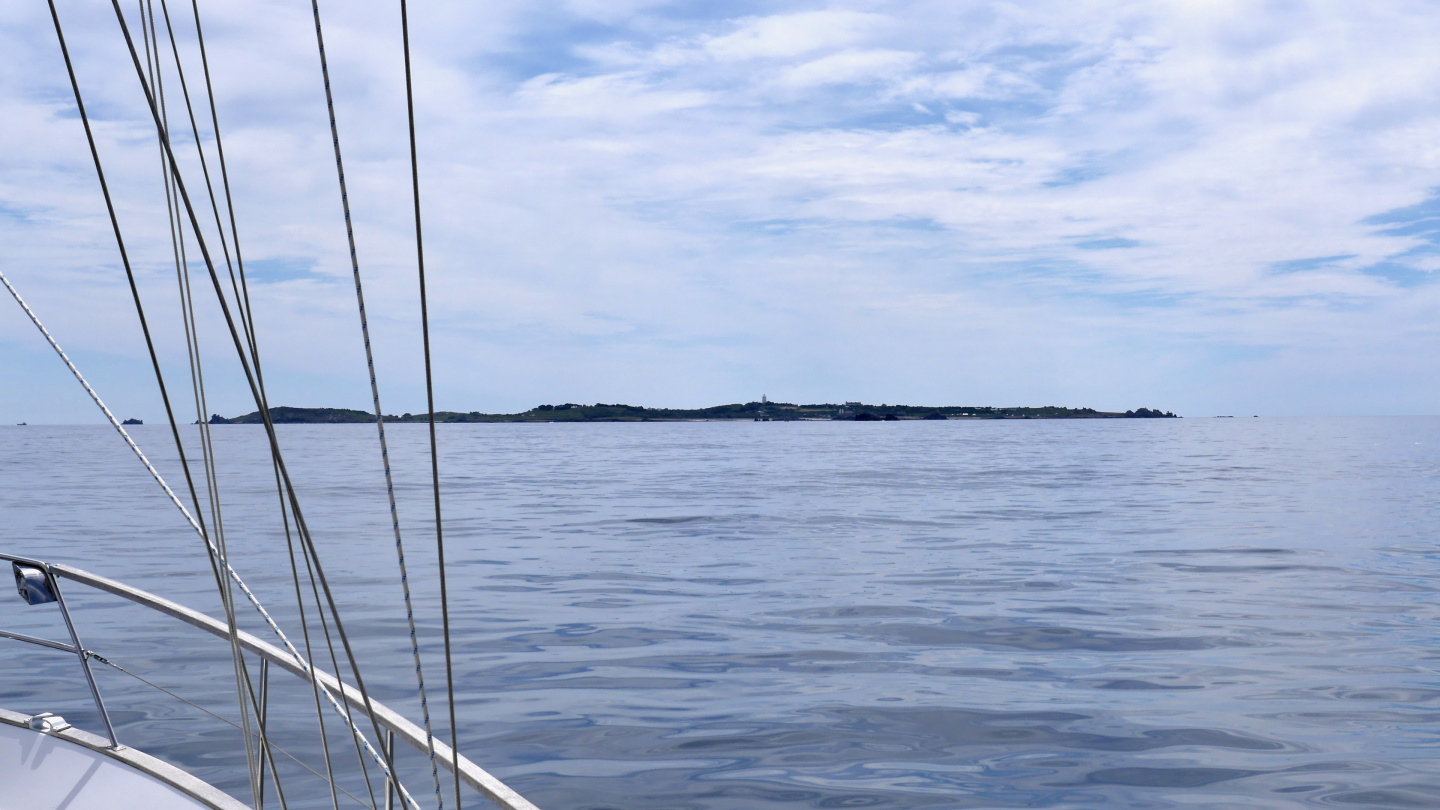 Suwena arriving in the Isles of Scilly