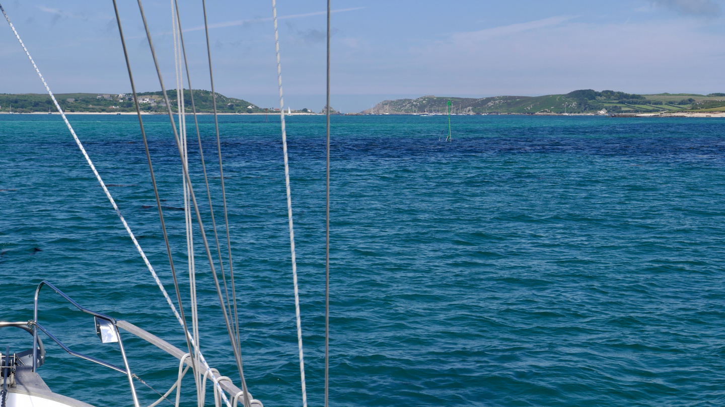 Suwena on a way to the island of Tresco on the Isles of Scilly