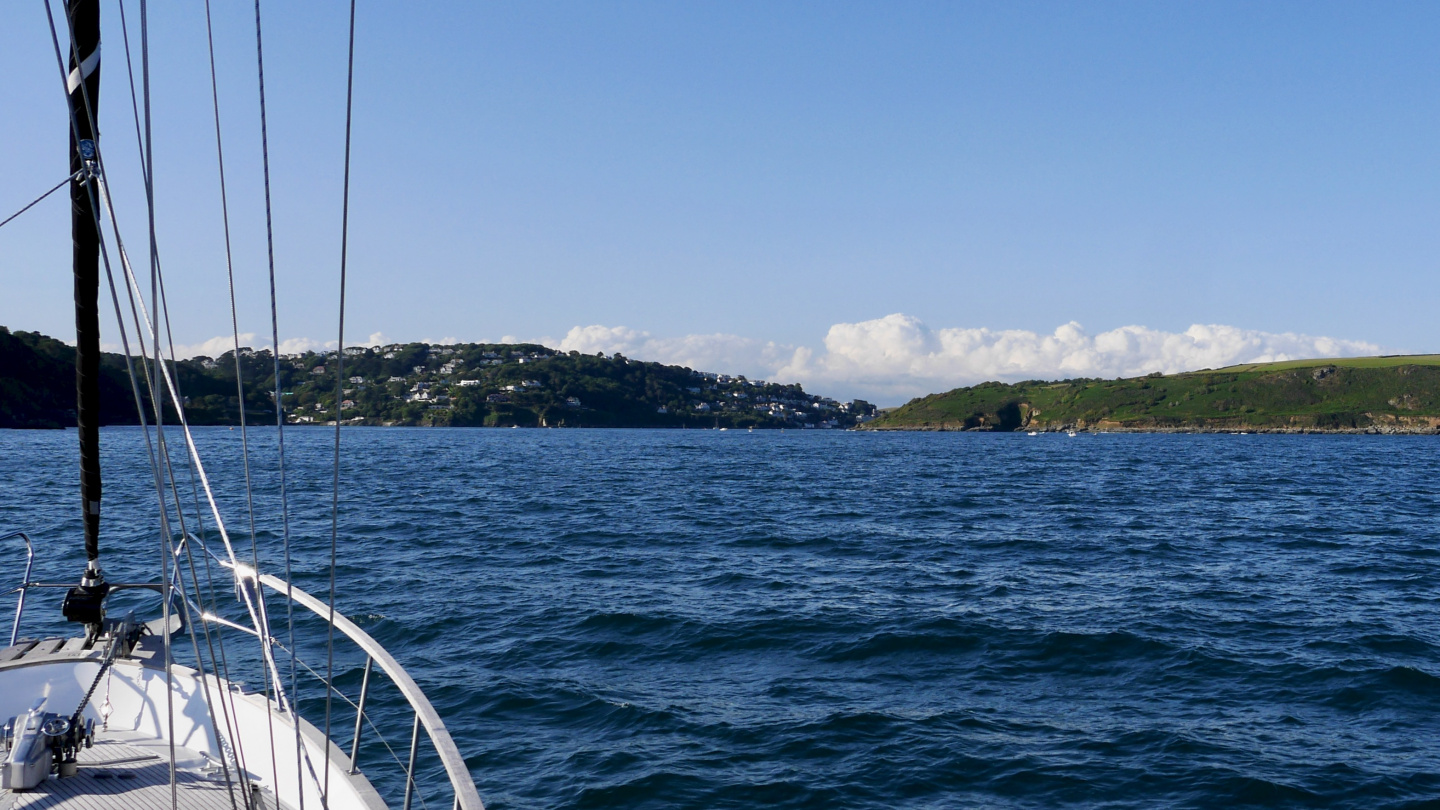 Suwena arriving in Salcombe inlet