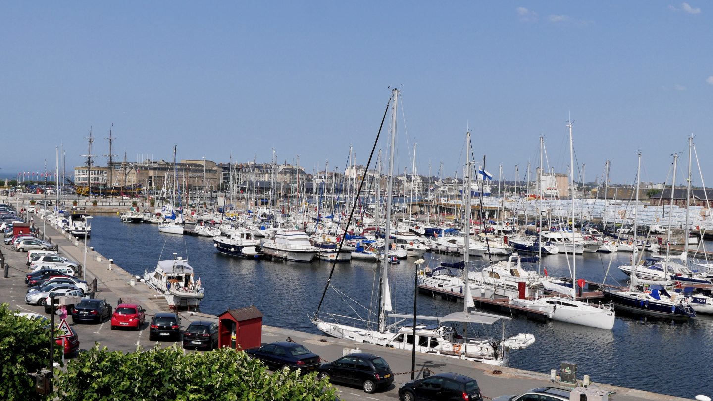 Suwena in Bassin Vauban marina in St Malo