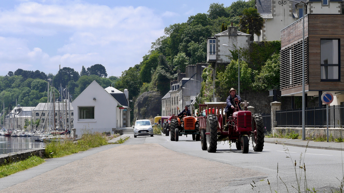 Tractor parade in Morlaix in Brittany