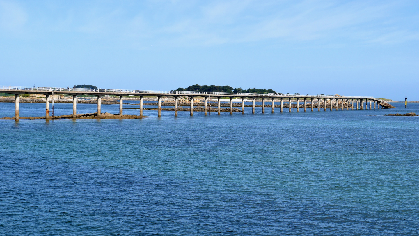 Sea bridge of Roscoff