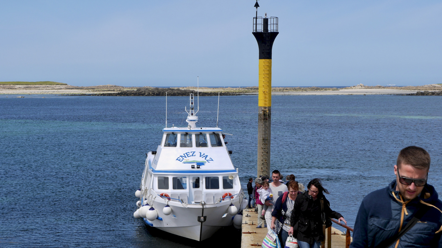 Ferry connection between Roscoff and Île de Batz island