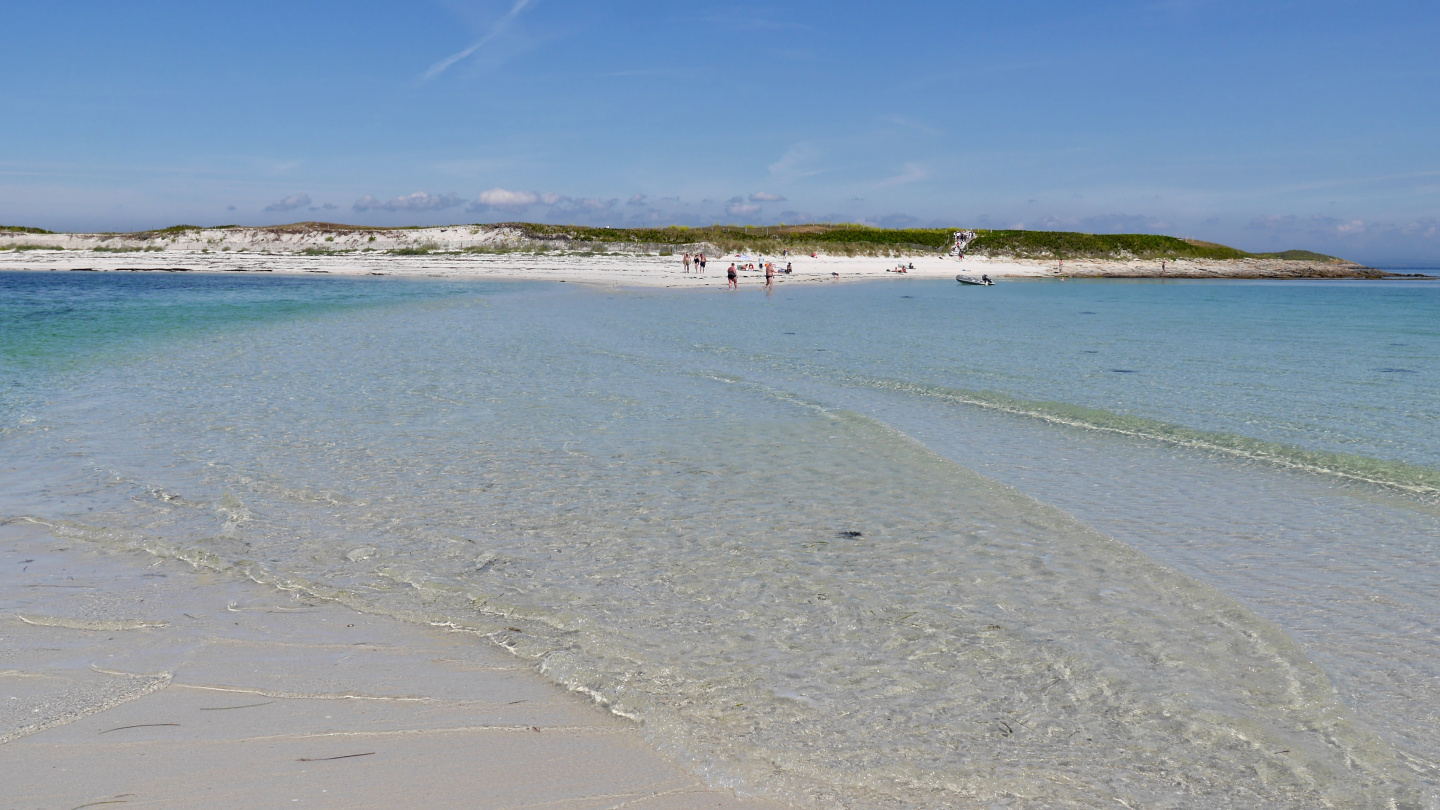 Tombolo of the isles of Glénan in Brittany