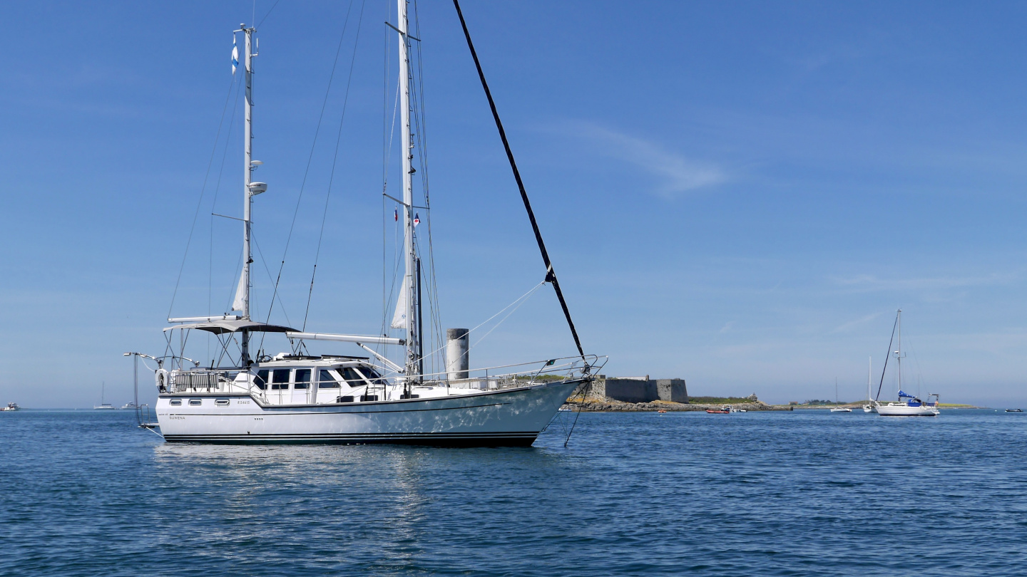 Suwena on the isles of Glénan in Brittany