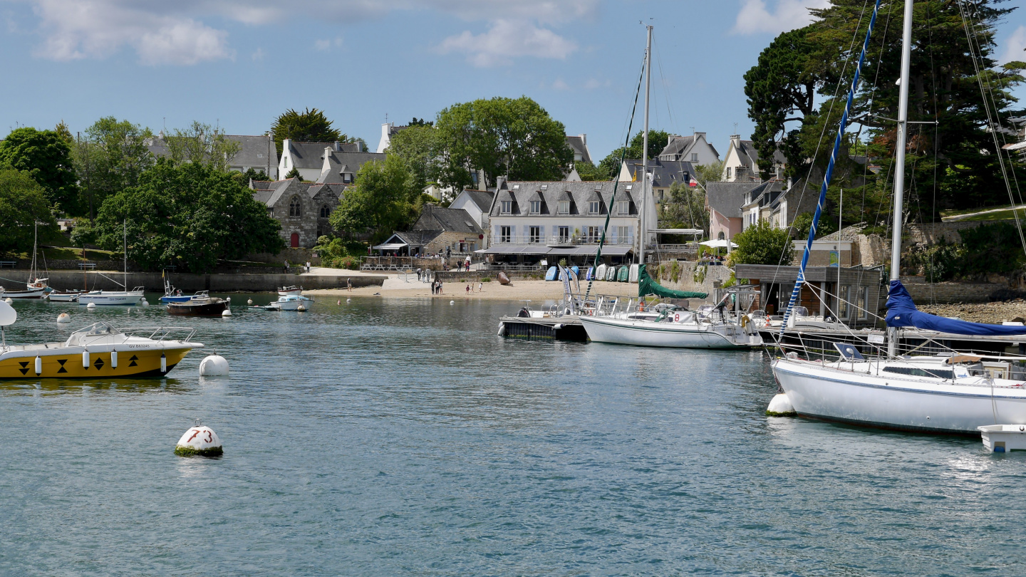 The village of Sainte-Marine in Brittany