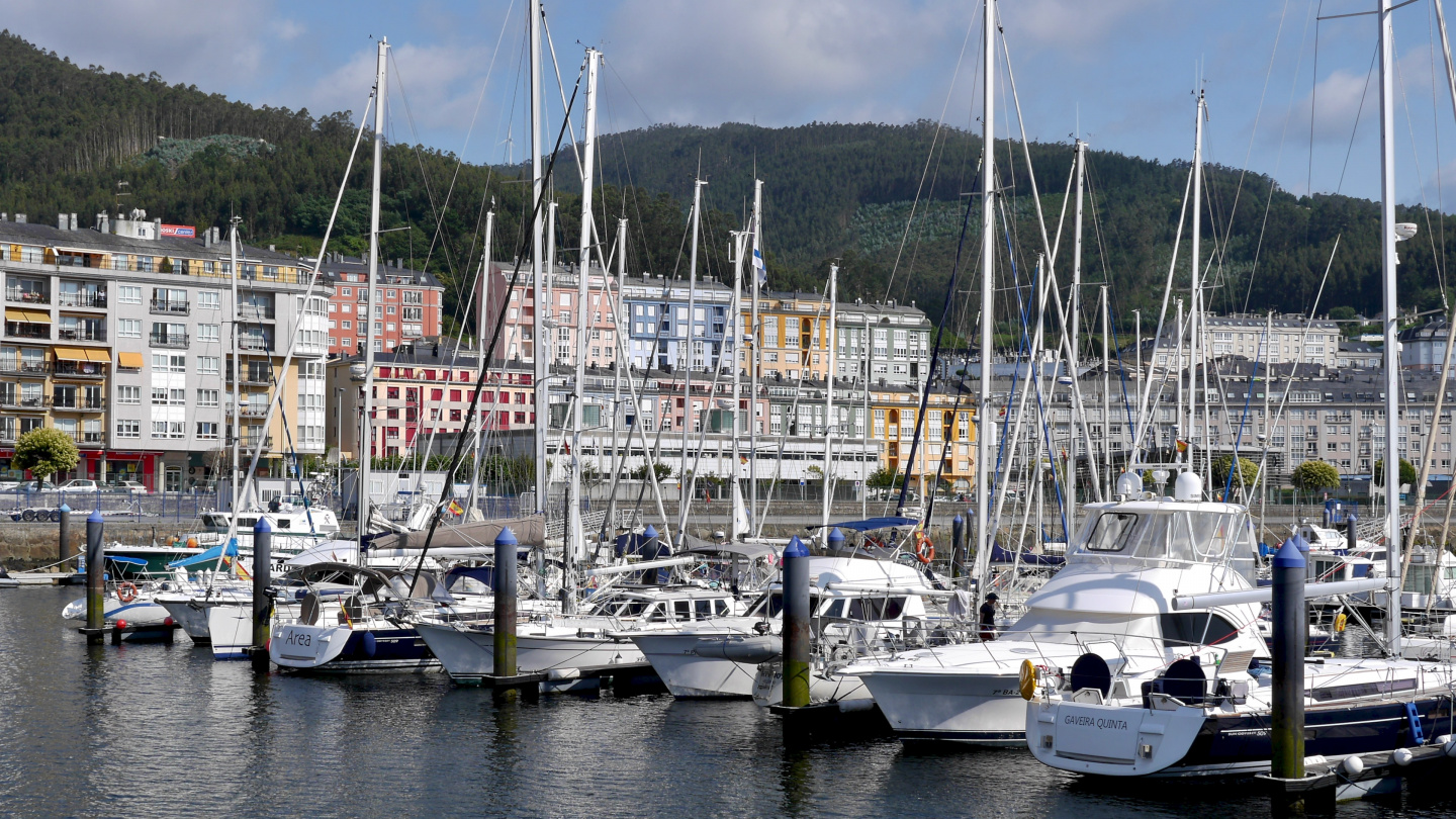 Suwena in the marina of Viveiro in Spain