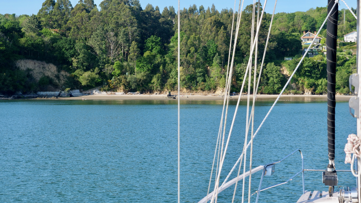 Suwena anchored, Redes Ría de Ares, Galicia