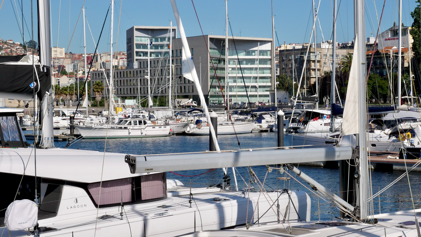 Suwena in RCNV marina in Vigo, Galicia