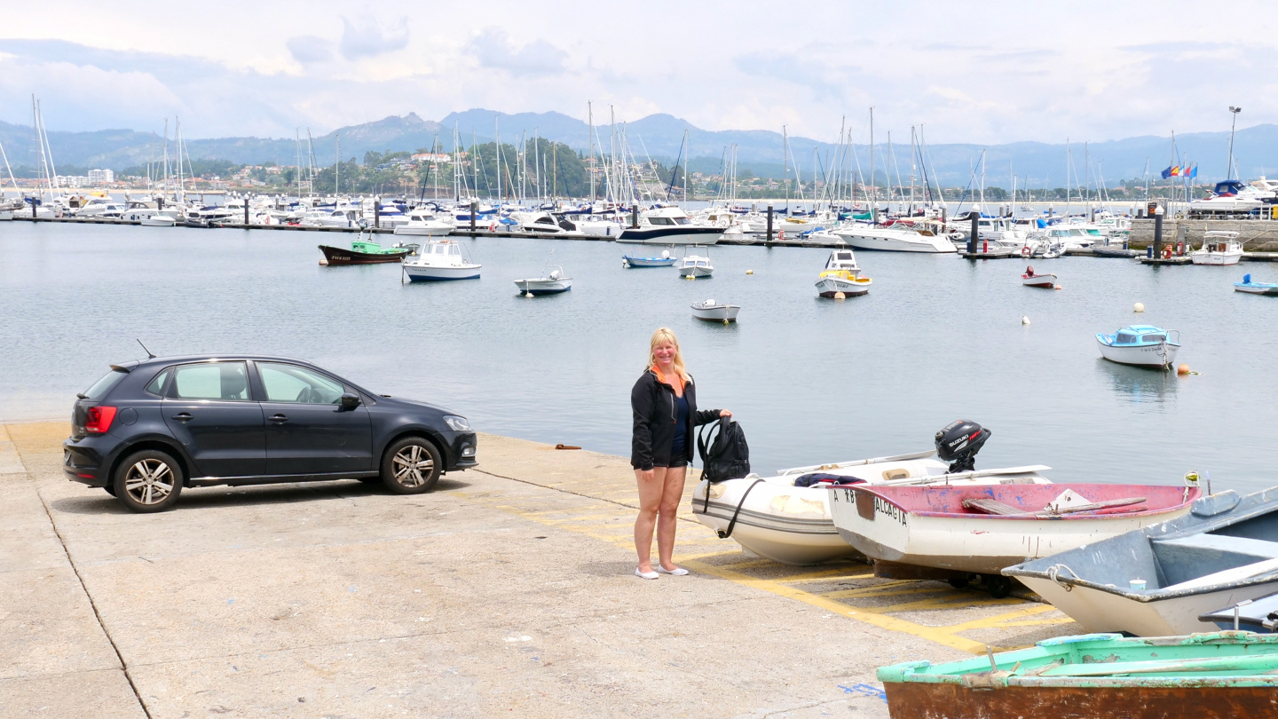 Eve in dinghy slip of Baiona