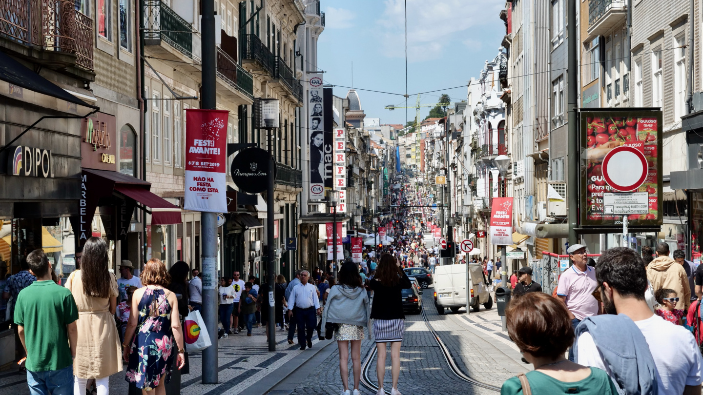 Santa Catarina shopping street, Porto