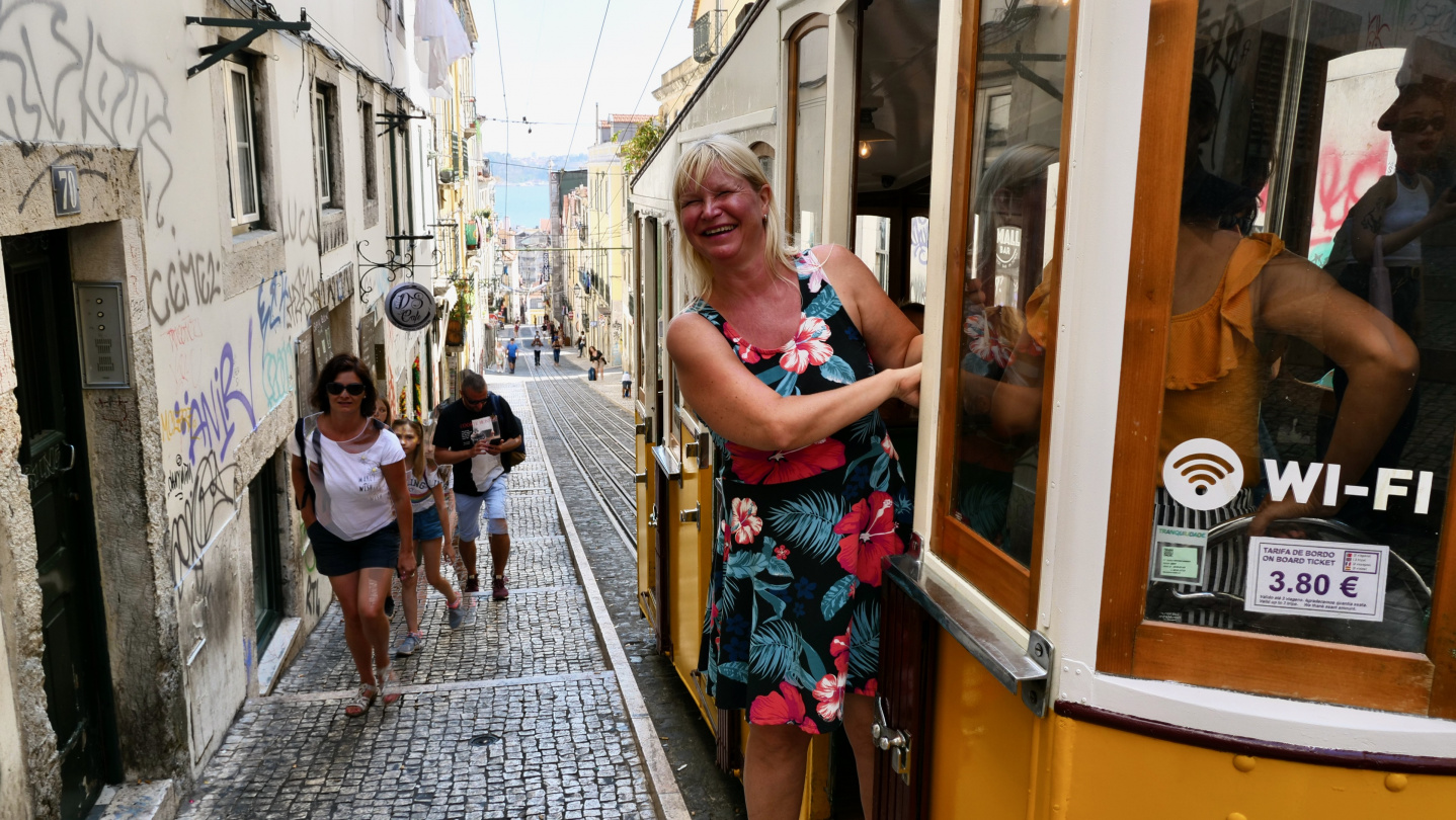 Eve in the funicular Bica, Lisbon