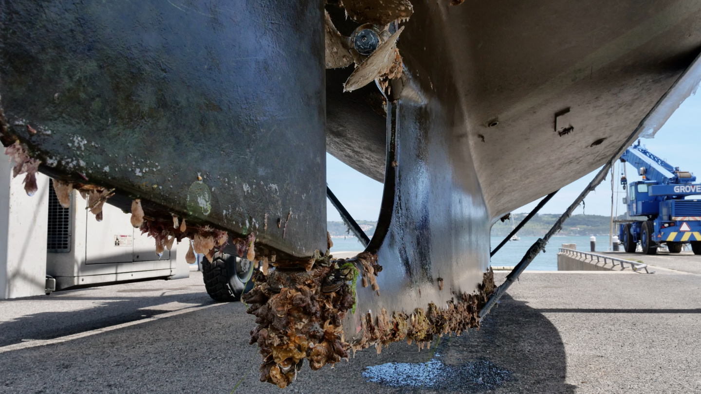 Suwena's hull after 3 years in water, Algés, Portugal