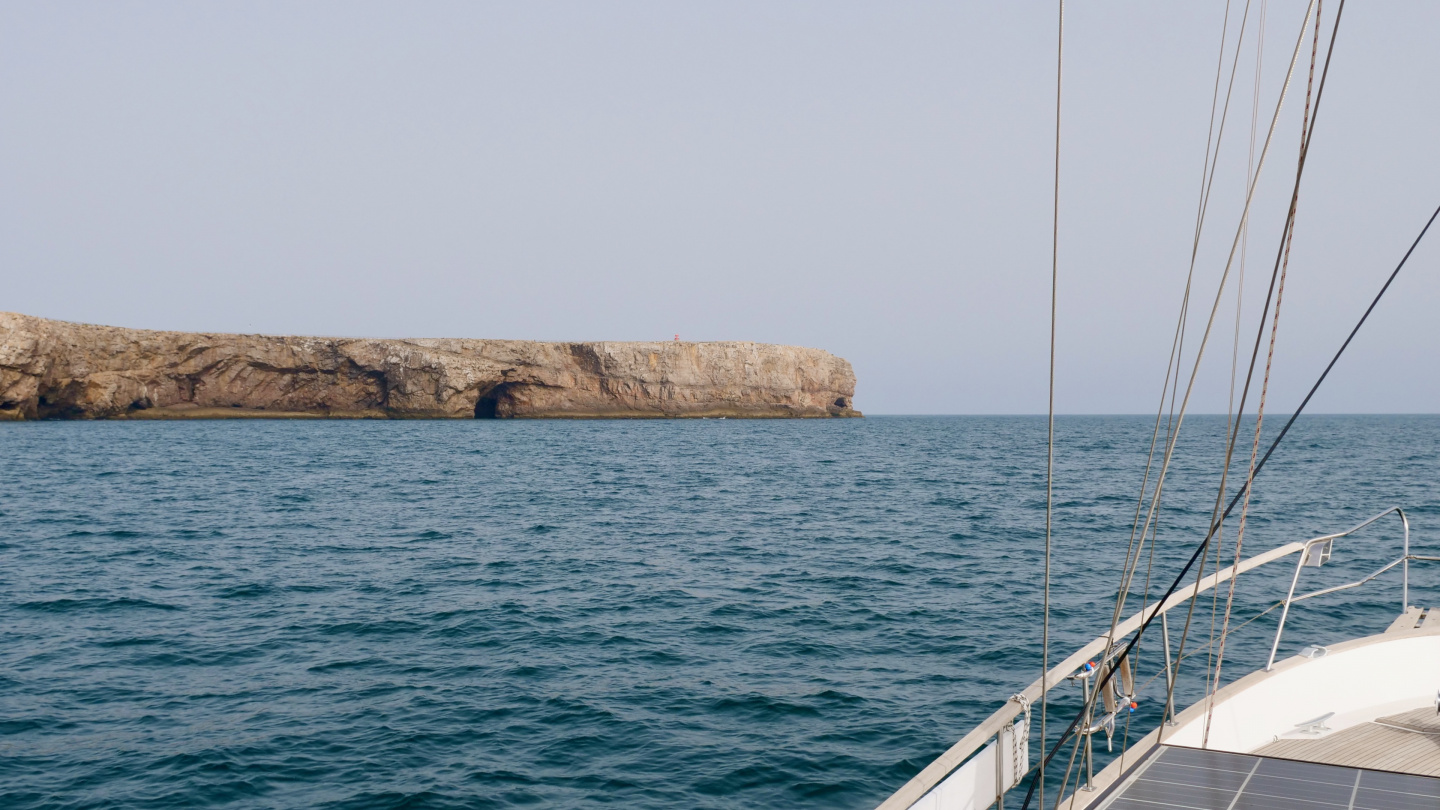 Suwena passing the cape of Sagres, Portugal