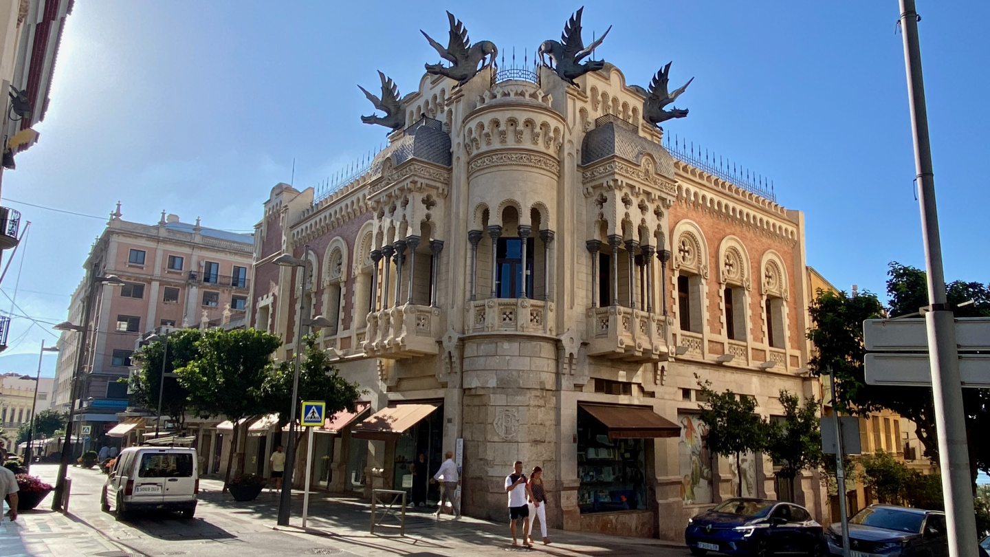 Lohikäärmeidentalo, Ceuta, Espanja