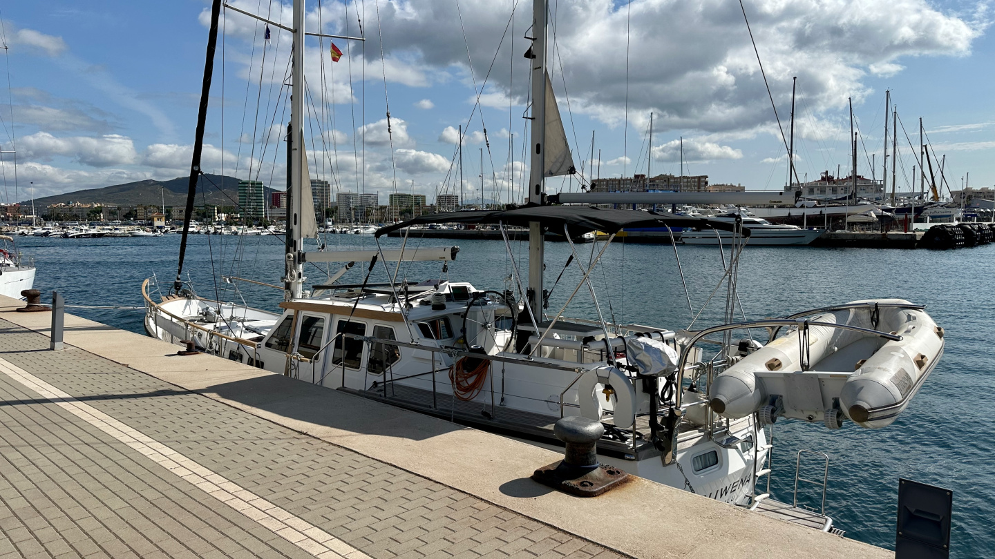 Suwena checking out from Alcaidesa Marina, Spain